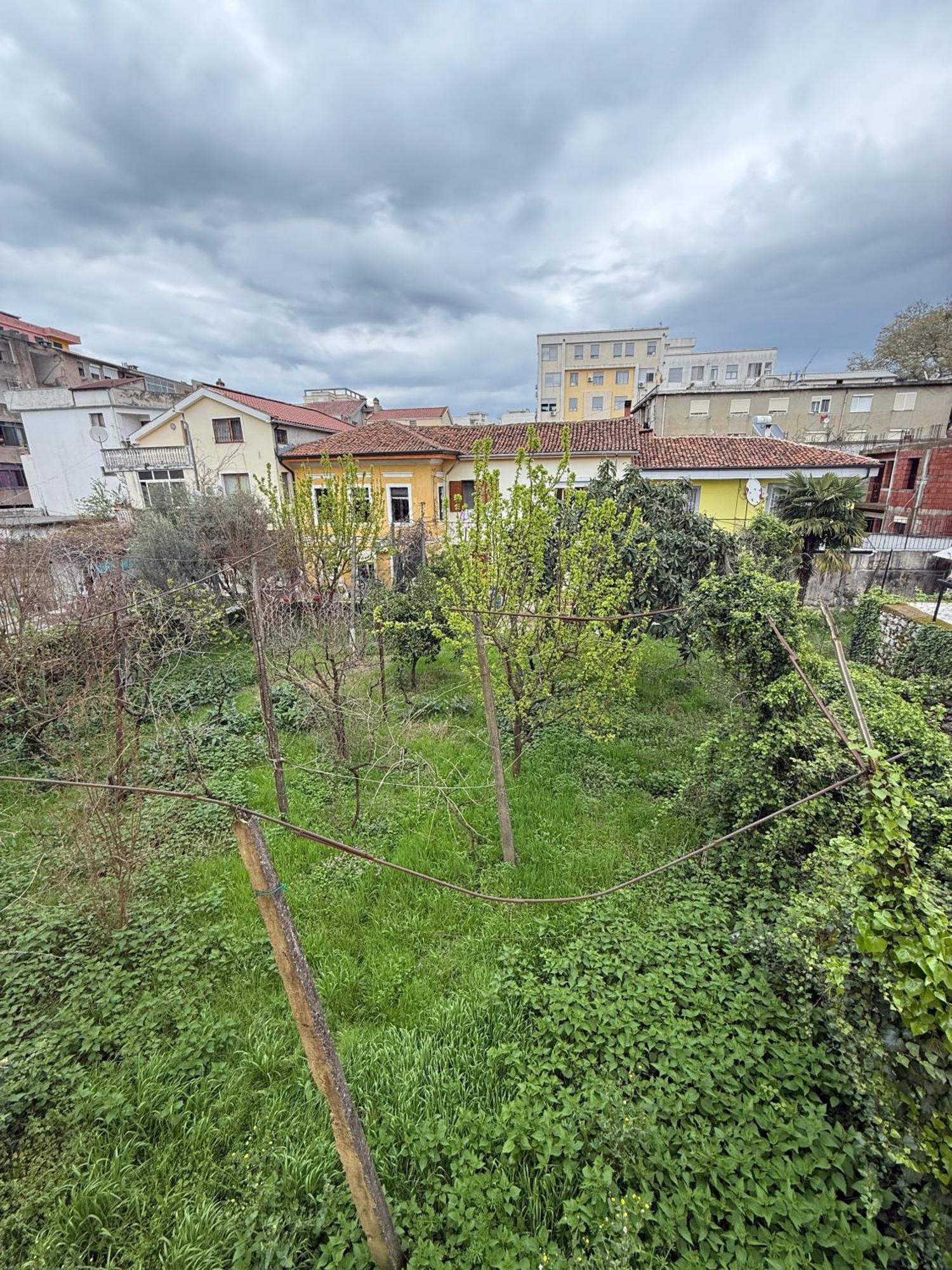 Shkodra Guest House & Trips ภายนอก รูปภาพ